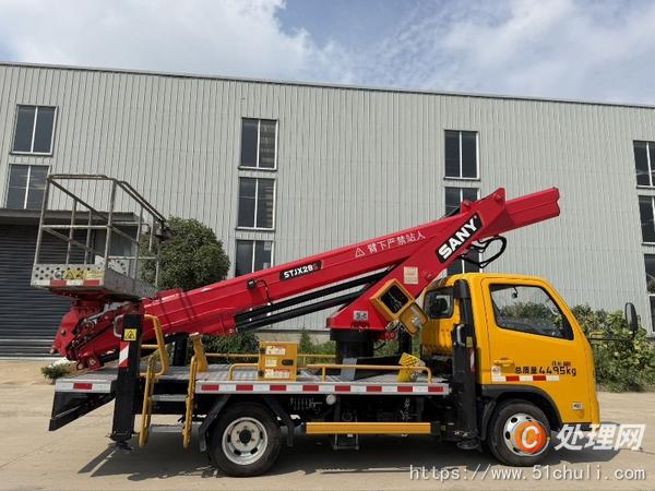 二手高空作業(yè)車
