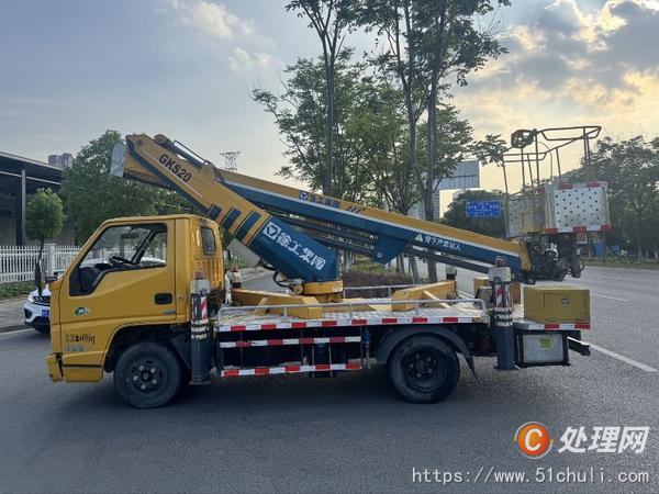 二手高空作業(yè)車
