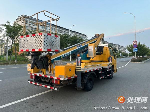 二手高空作業(yè)車