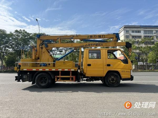 二手高空作業(yè)車