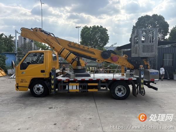 二手高空作業(yè)車