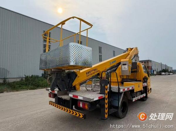 二手高空作業(yè)車