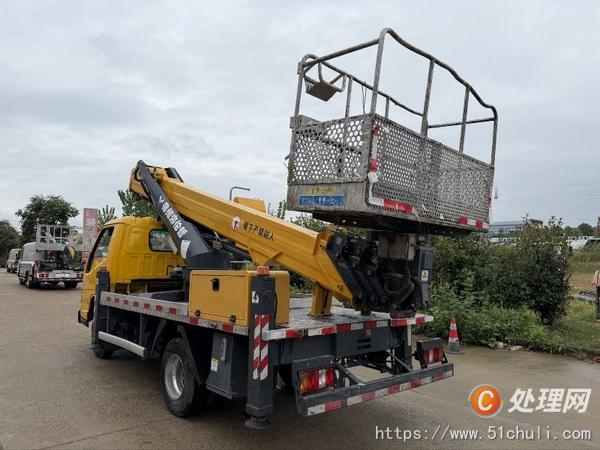 二手高空作業(yè)車
