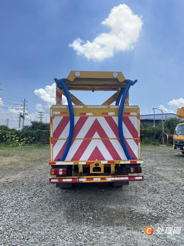 二手防撞緩沖車