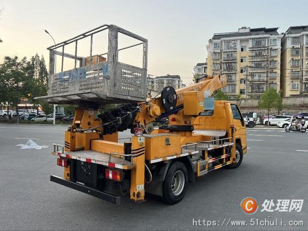 二手高空作業(yè)車
