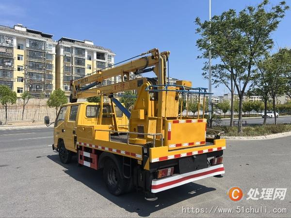 二手高空作業(yè)車
