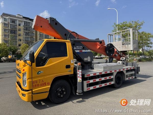 二手高空作業(yè)車