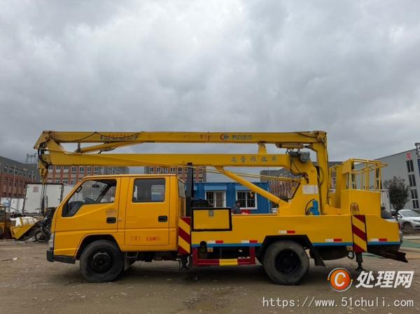 二手高空作業(yè)車