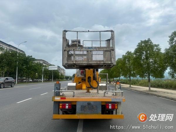 二手高空作業(yè)車