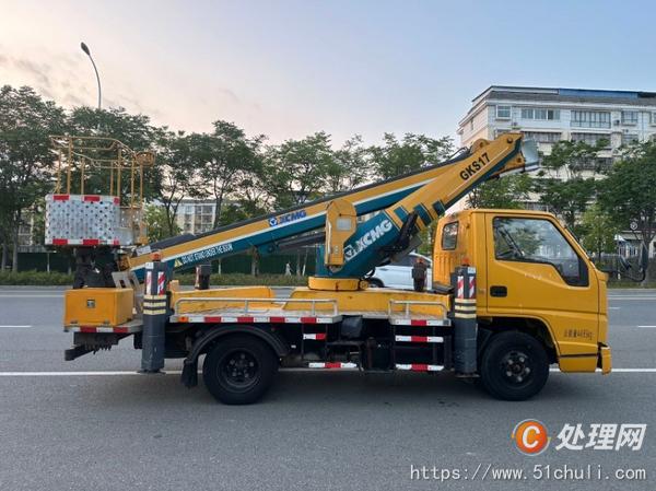 二手高空作業(yè)車