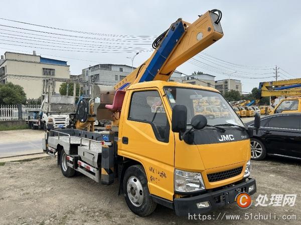 二手高空作業(yè)車