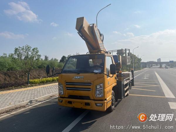 二手高空作業(yè)車