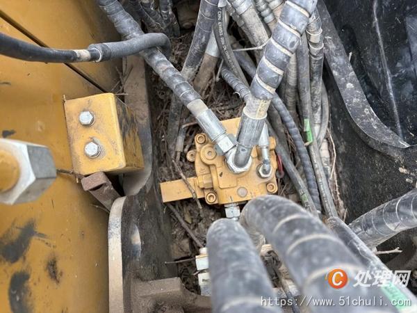 二手挖掘機(jī)