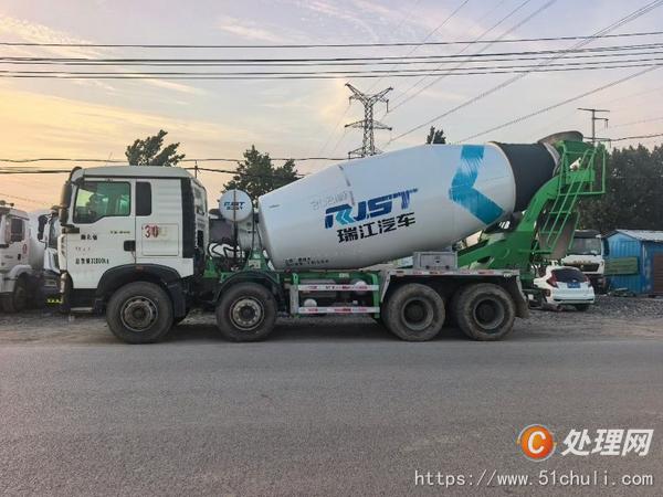 二手混凝土攪拌罐車(chē)