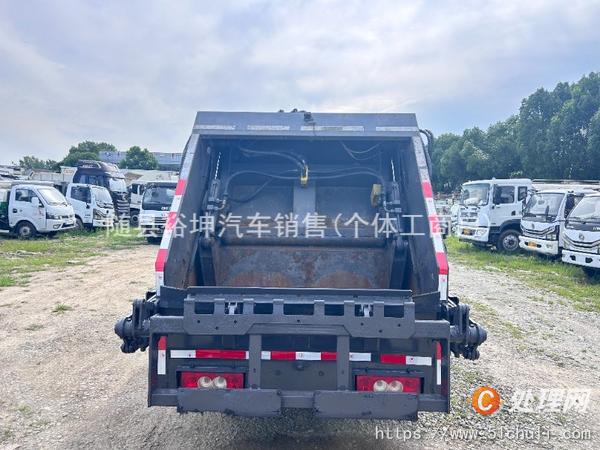 二手壓縮式垃圾車
