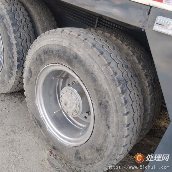 二手汽車吊