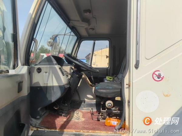 二手汽車吊